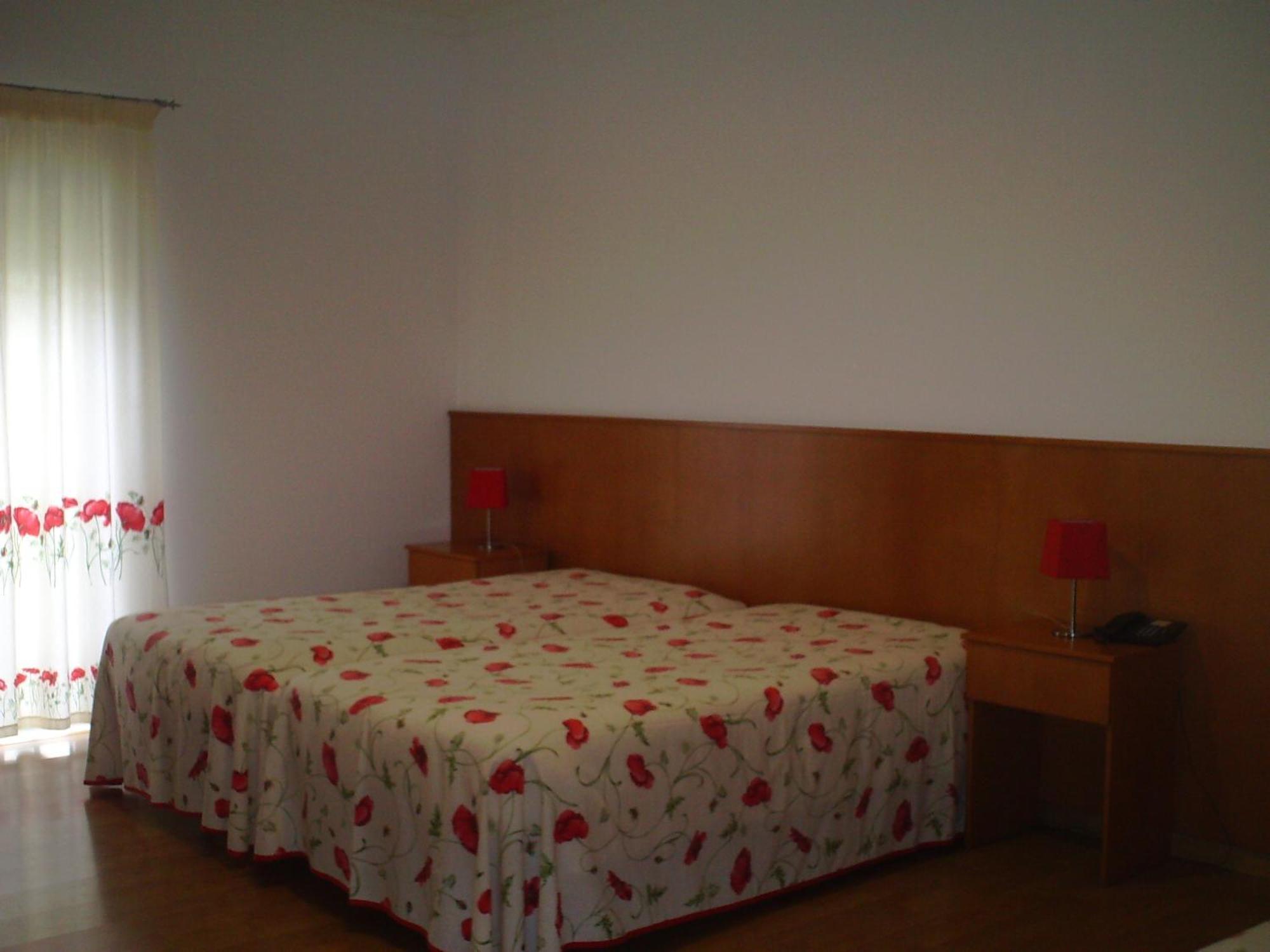 Hotel Serafim Almodôvar المظهر الخارجي الصورة