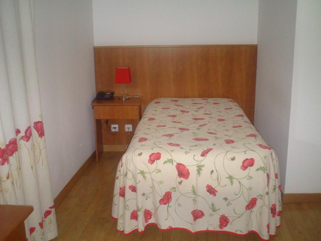 Hotel Serafim Almodôvar الغرفة الصورة